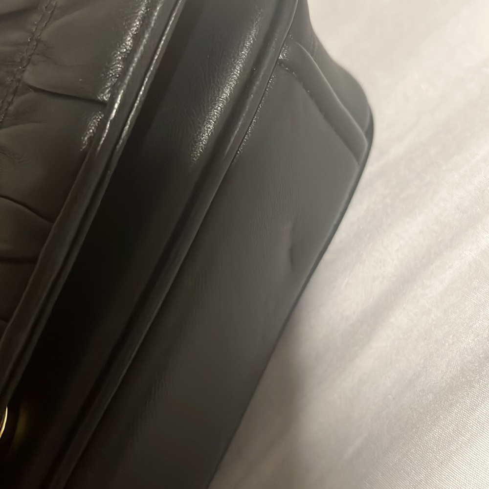 100% Authentic Prada crossbody bag. Purchased at Prada outlet. Nappa Gaufre - Picture 7 of 11